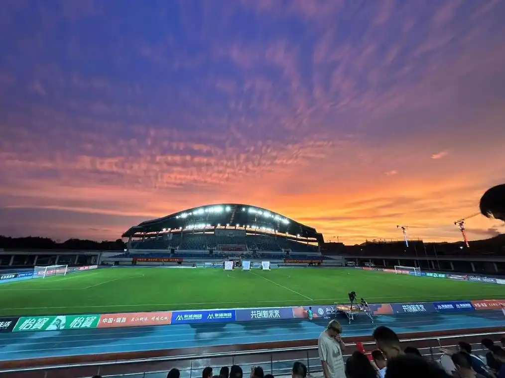 中超联赛：广州队 VS 上海海港